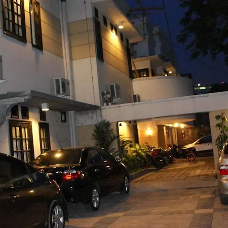 Lagura Residence Guest House-3